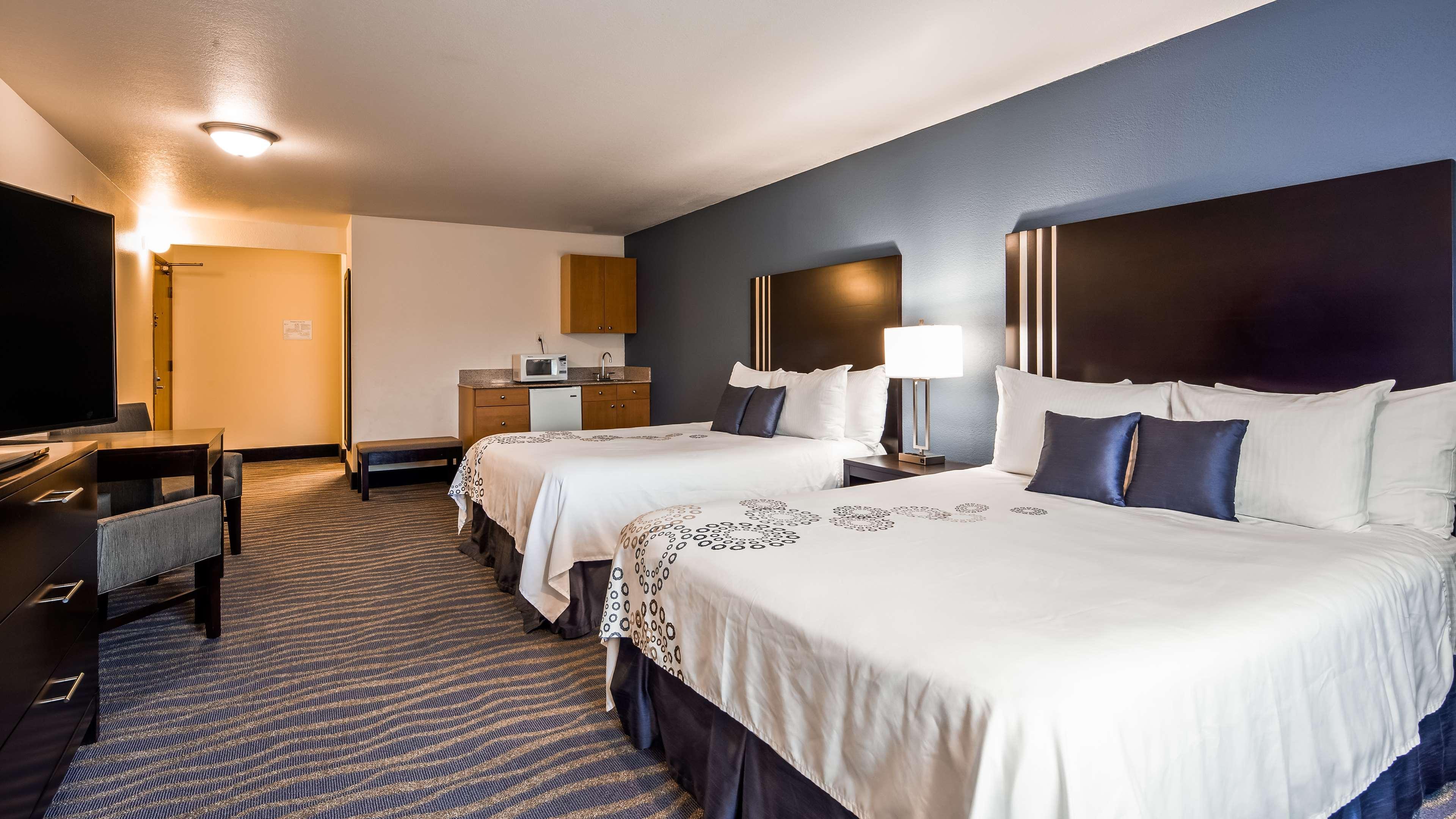 Best Western Plus Edmonds Harbor Inn Exterior foto