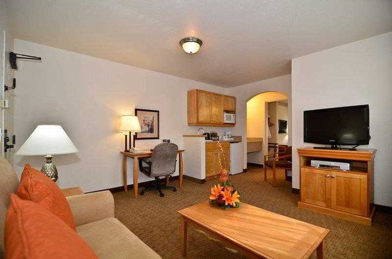Best Western Plus Edmonds Harbor Inn Zimmer foto